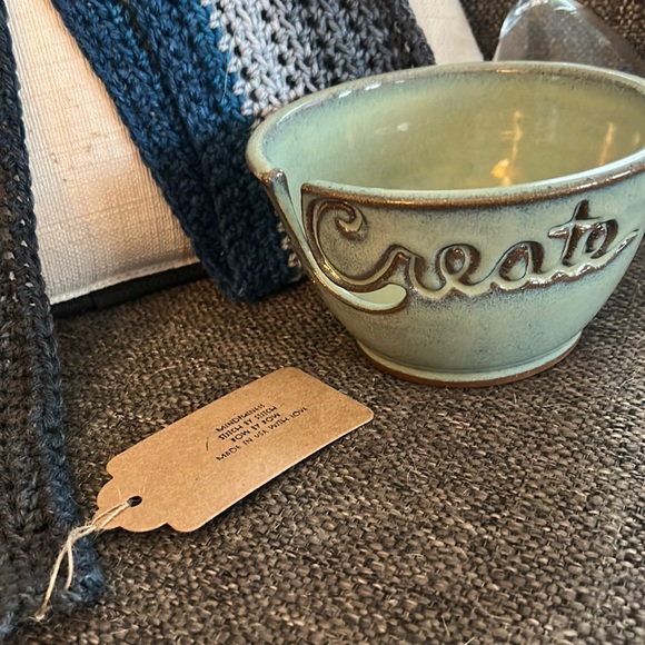 “Deep Waters” An XL scarf that is as unique as you are and handmade in … - Picture 3 of 3